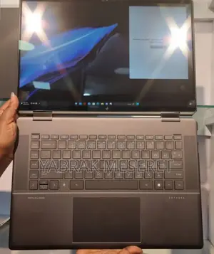 Photo - New Laptop HP Spectre 16GB Intel Core I7 SSD 512GB