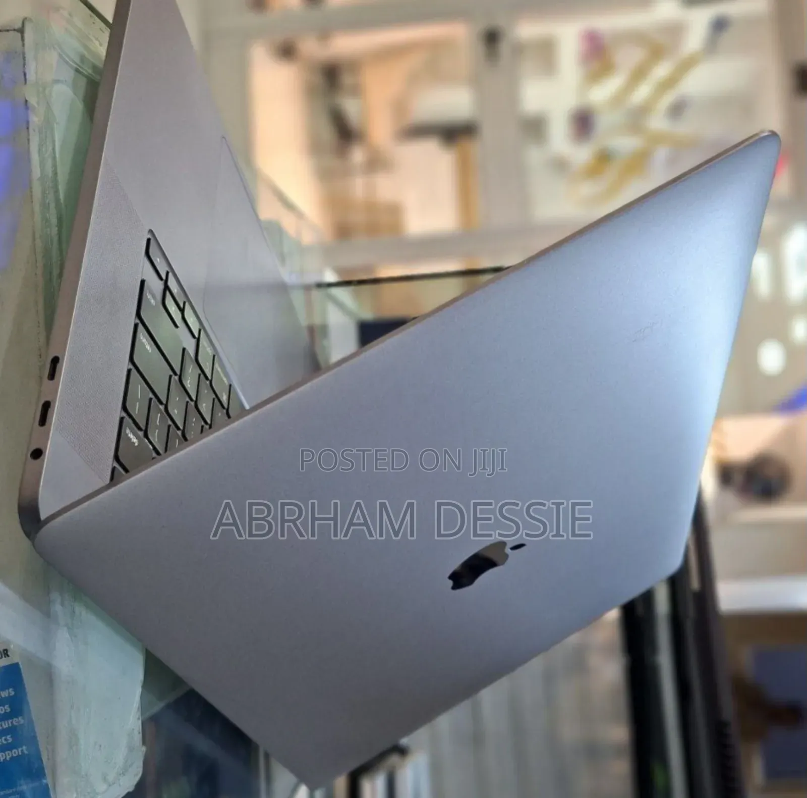 New Laptop Apple MacBook Pro 2019 32GB Intel Core I9 SSD 1T