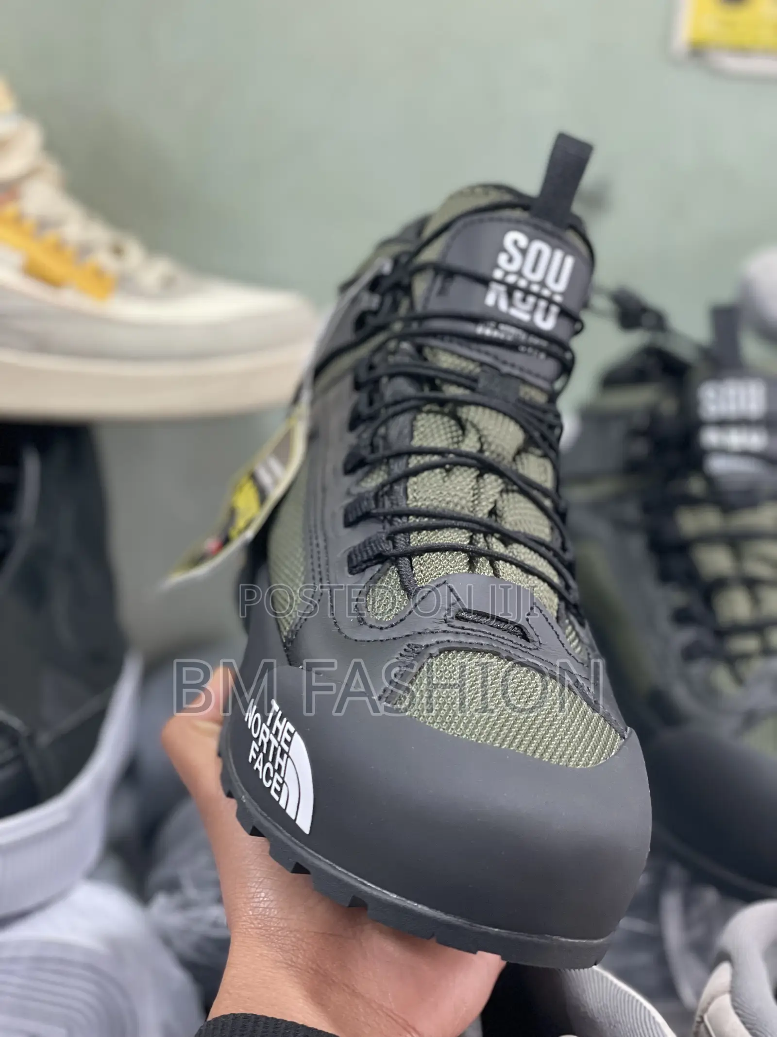 The North Face Glyncfyy Green X Black Mid Boots
