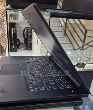 New Laptop Lenovo ThinkPad P1 Gen 3 16GB Intel Core I7 SSD 512GB