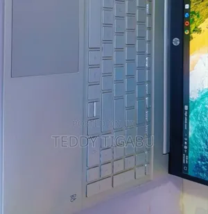 New Laptop HP Pavilion 15 8GB Intel Core I5 SSD 512GB