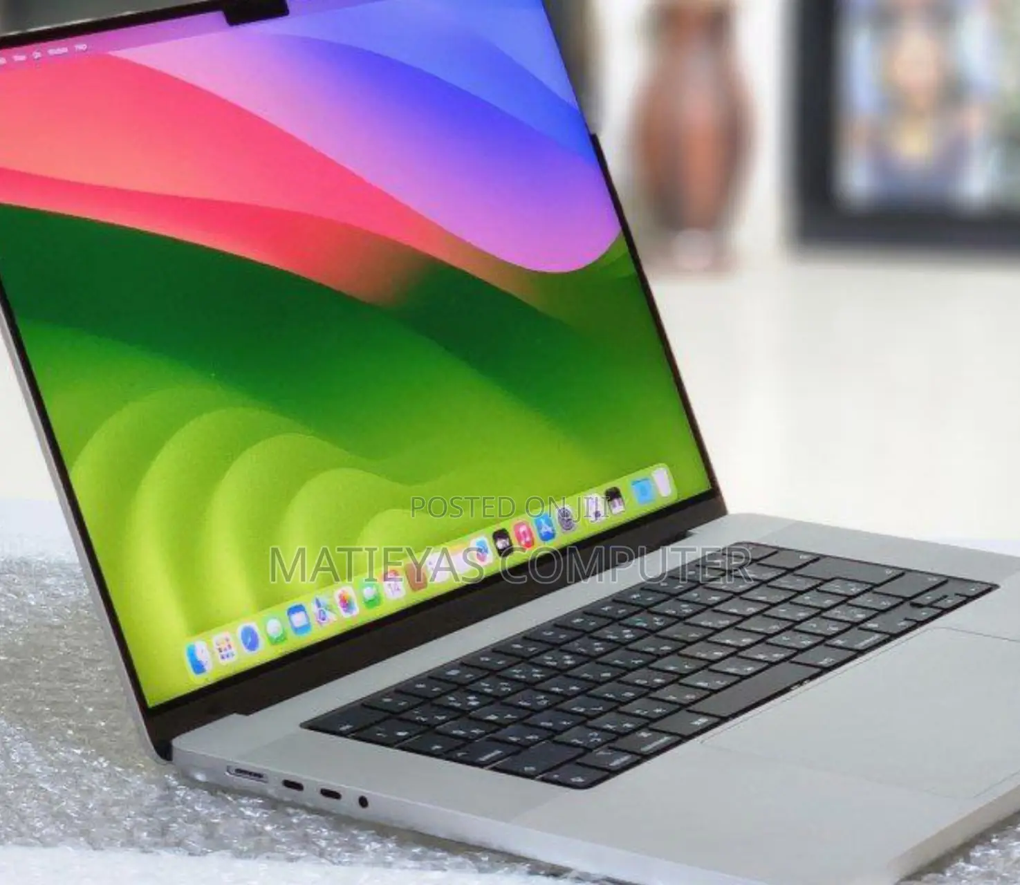 New Laptop Apple MacBook Pro M1 32GB Apple M1 SSD 512GB