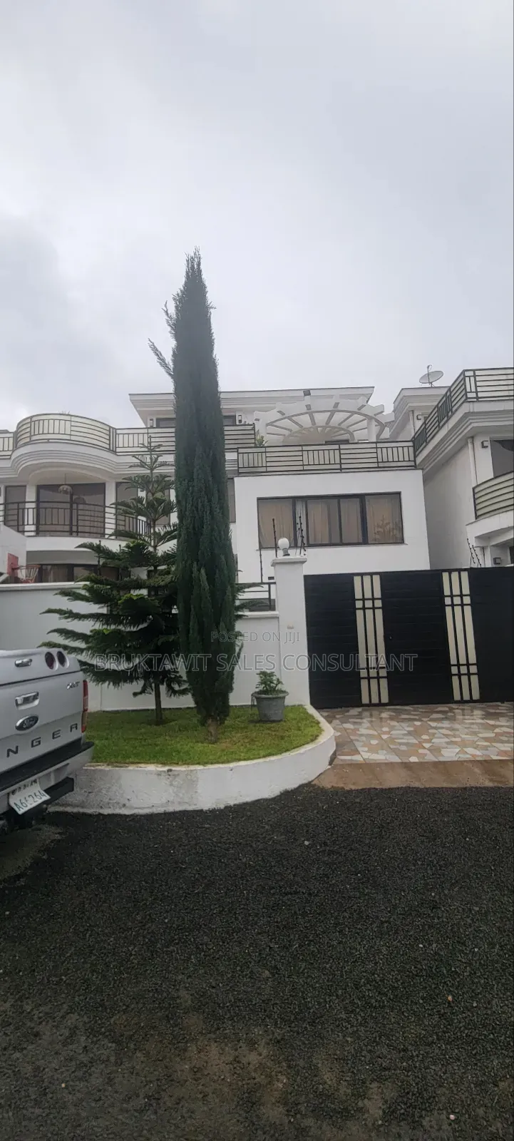 3bdrm Apartment in Ayat Near Sunshine , Yeka for sale