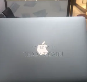 New Laptop Apple MacBook Air 2011 4GB Intel Core I5 SSD 128GB