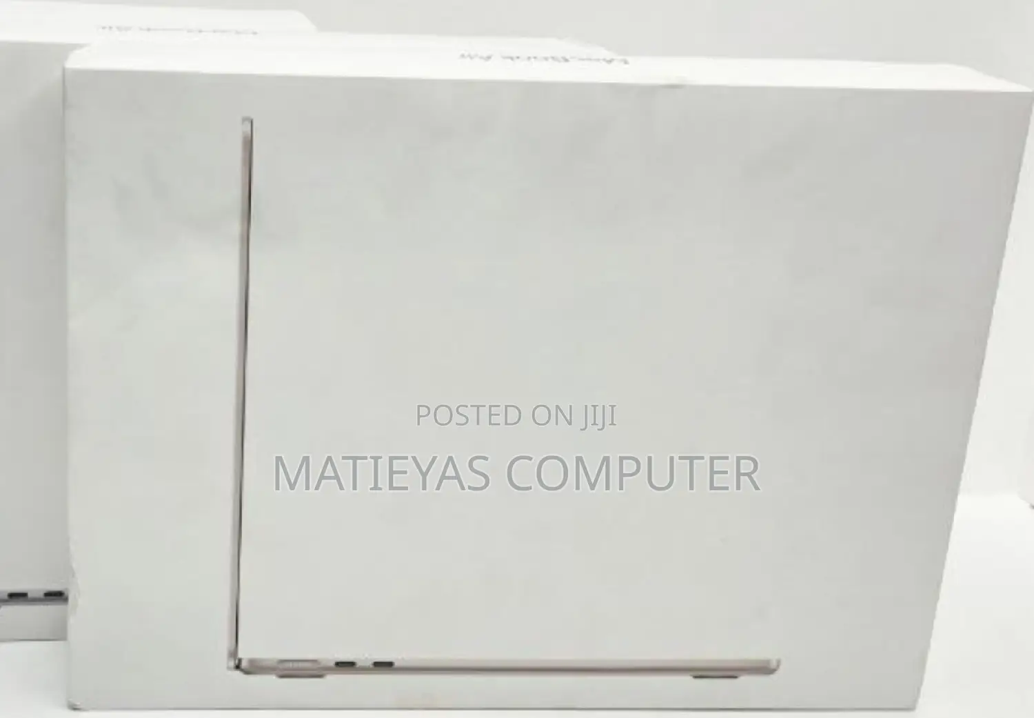 New Laptop Apple MacBook Air 2025 M4 13-Inch 16GB Apple M4 SSD 256GB