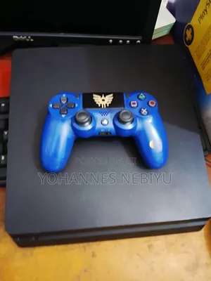 Ps4 Slim ( Sony )
