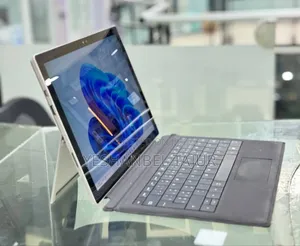 New Laptop Microsoft Surface Pro 16GB Intel Core I7 SSD 256GB