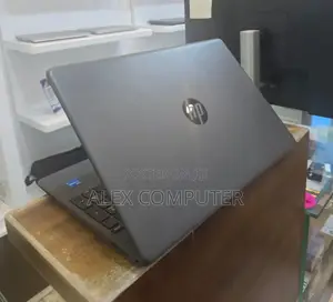 New Laptop HP Stream Notebook 8GB Intel Core I5 SSD 1T