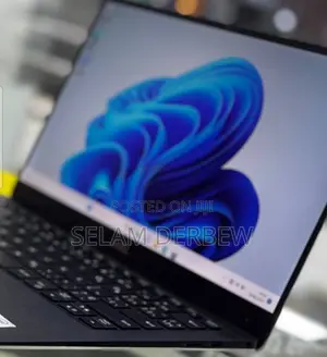 New Laptop Dell XPS 13 8GB Intel Core I7 SSD 512GB