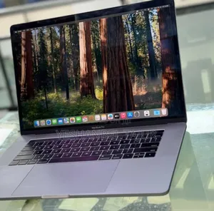 New Laptop Apple MacBook Pro 2019 16GB Intel Core I7 SSD 512GB