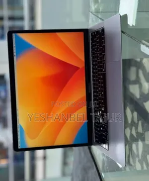 New Laptop Apple MacBook Air 2019 16GB AMD Ryzen 5 SSD 512GB