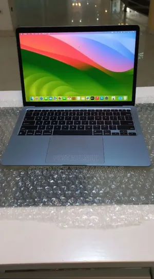 Photo - New Laptop Apple MacBook Air 2020 M1 8GB Apple M1 SSD 256GB