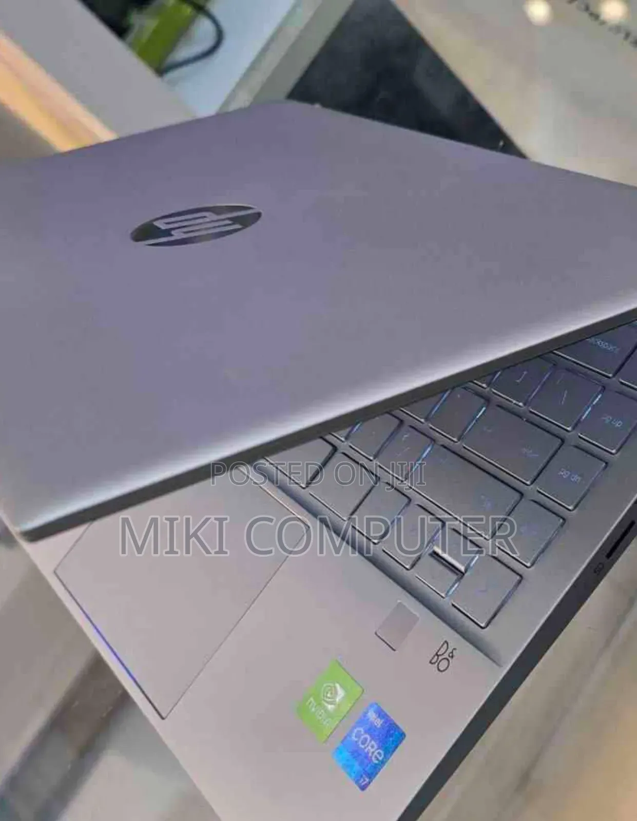 New Laptop Dell Vostro 1015 8GB Intel Core i5 SSD 1T