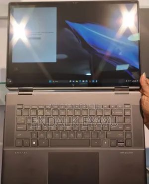 New Laptop HP Spectre X360 16GB Intel Core I7 SSD 1T