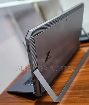 New Laptop HP ZBook X2 32GB Intel Core I7 SSD 512GB
