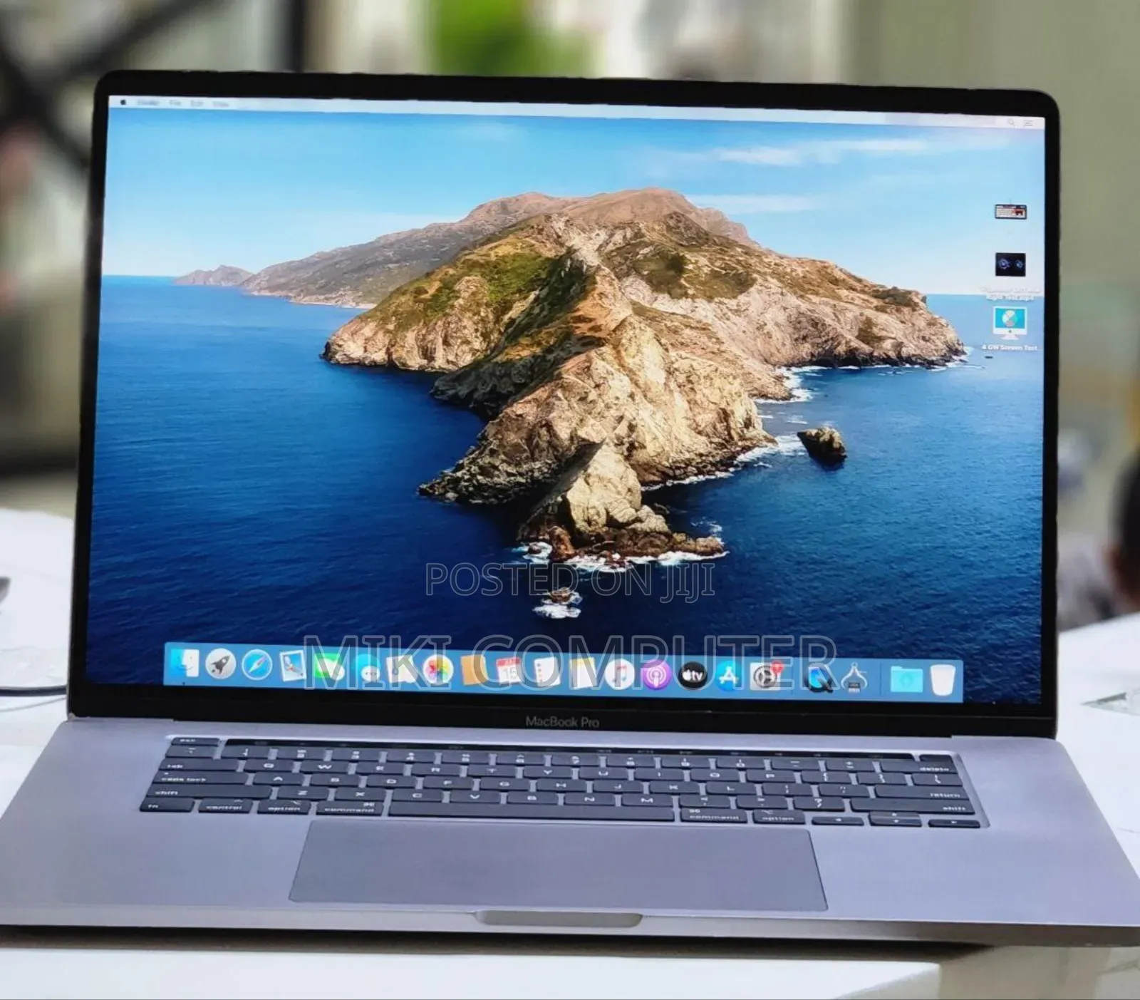 New Laptop Apple MacBook Pro 2016 16GB Intel Core i7 SSD 512GB