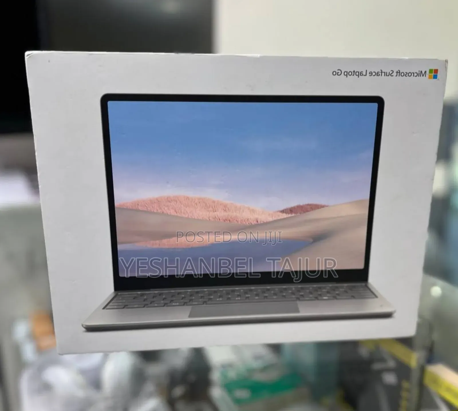 New Laptop Microsoft Surface 8GB Intel Core I5 SSD 128GB