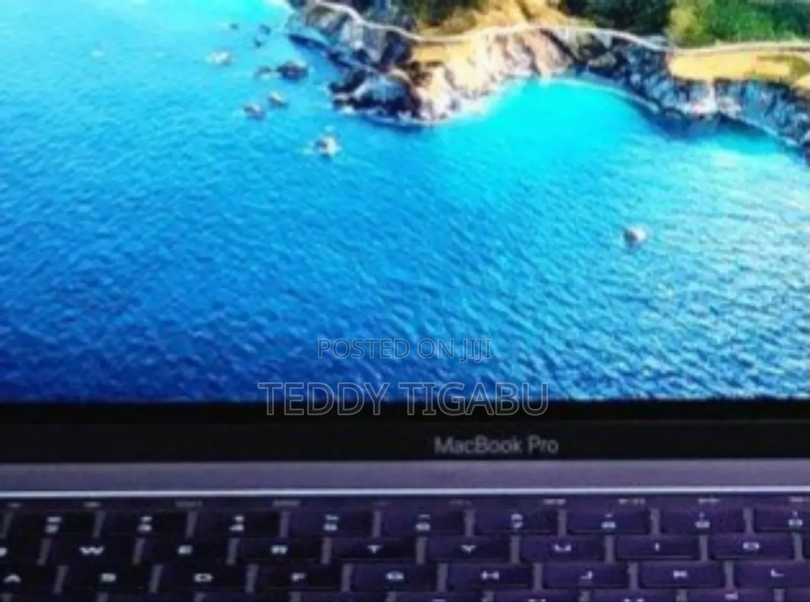 New Laptop Apple MacBook Pro 2017 16GB Intel Core I7 SSD 512GB