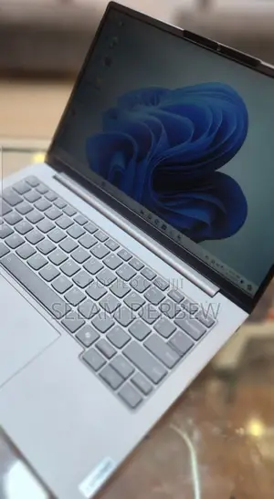 New Laptop Lenovo Thinkbook 14 32GB Intel Core Ultra 7 SSD 512GB