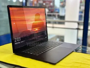 New Laptop Microsoft Surface 8GB Intel Core I5 SSD 512GB