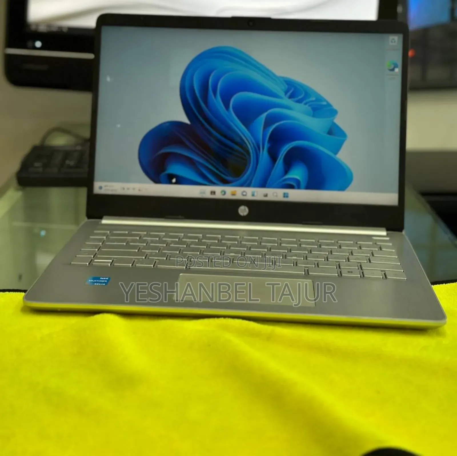 New Laptop HP Stream Notebook 8GB Intel Core I5 SSD 128GB