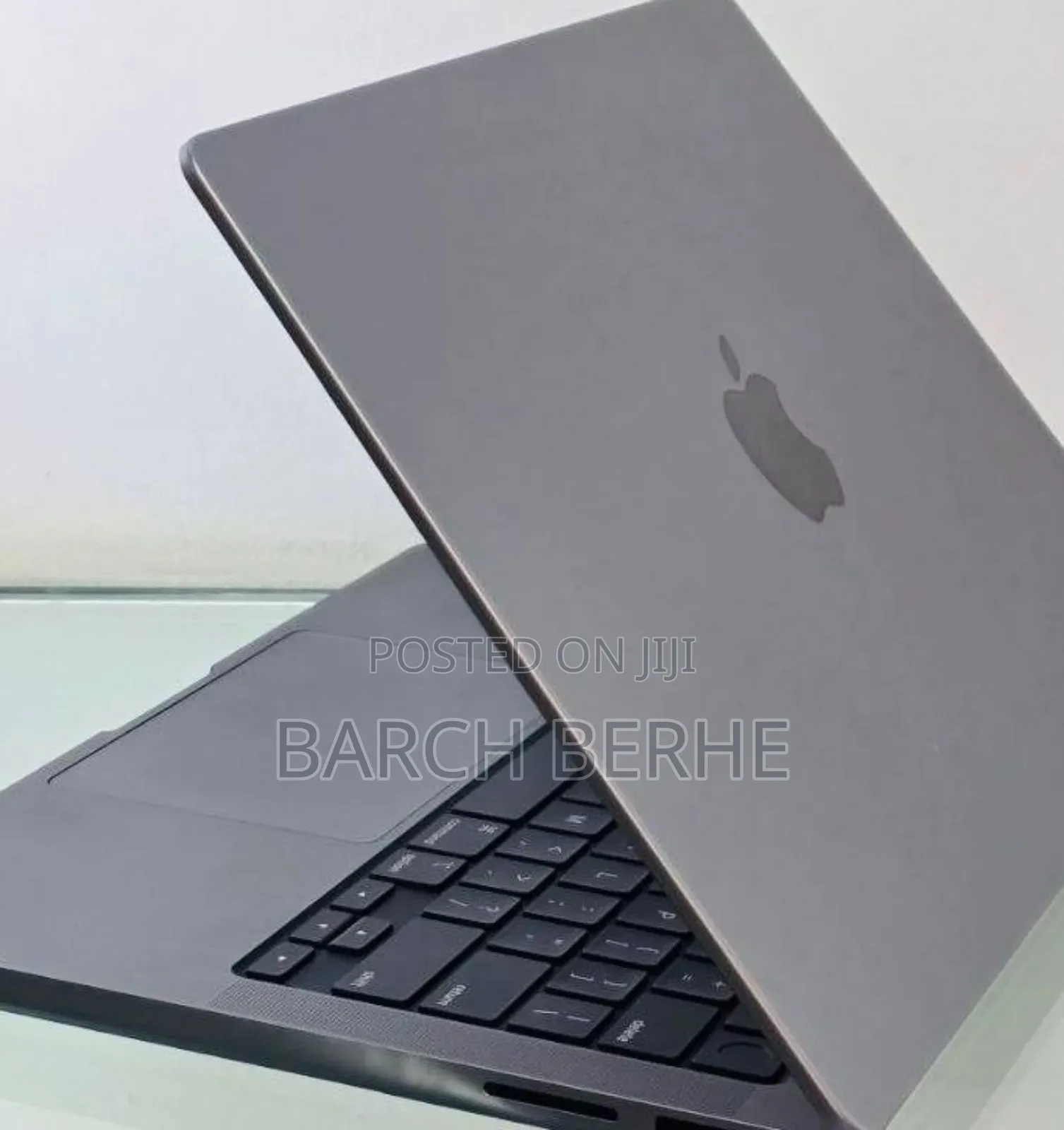 New Apple MacBook Pro 2023 M3 Max 14-Inch 8GB Apple M3 Pro SSD 512GB