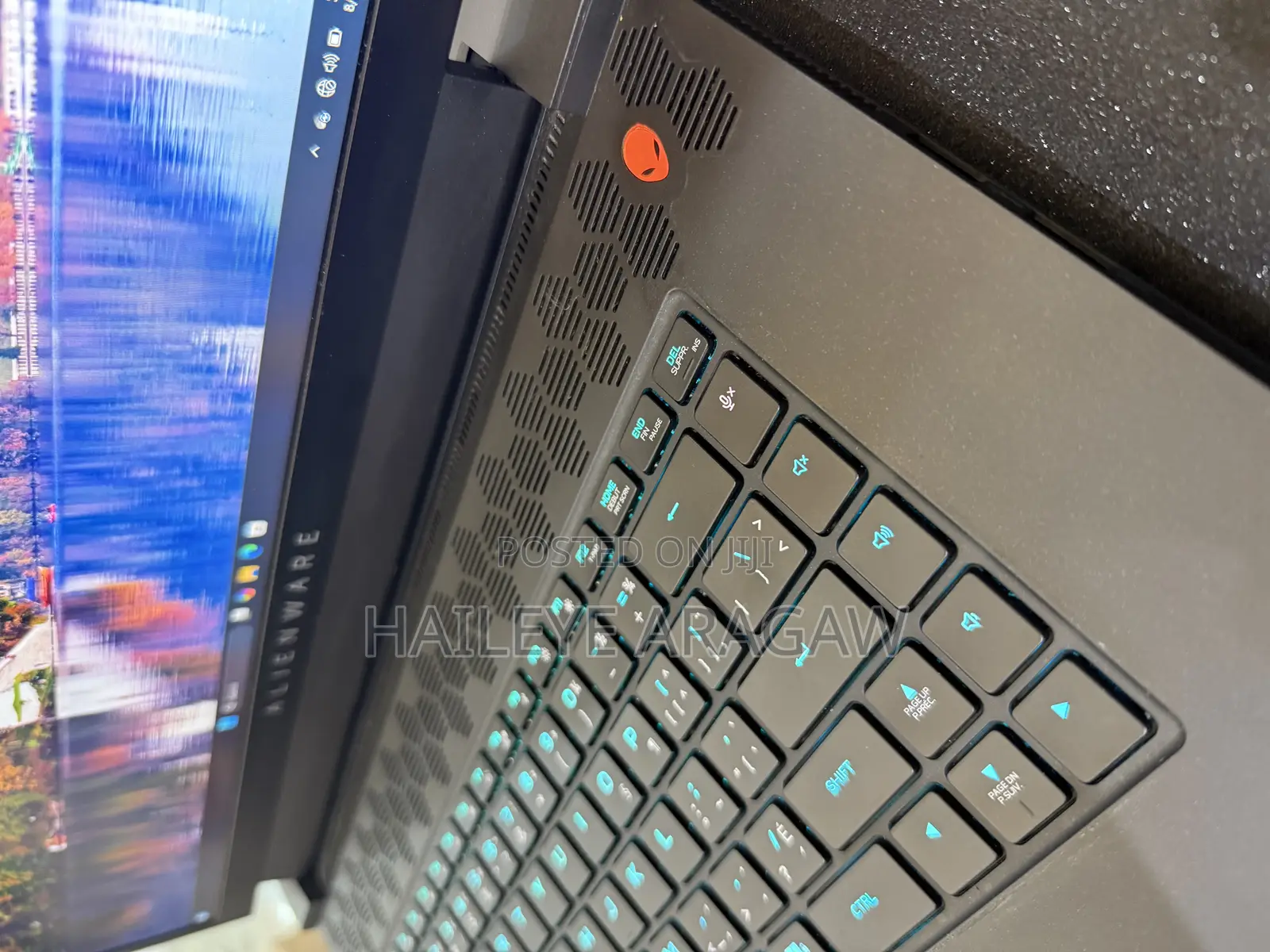 New Laptop Dell Alienware M16 R2 16GB AMD Ryzen 7 SSD 1T