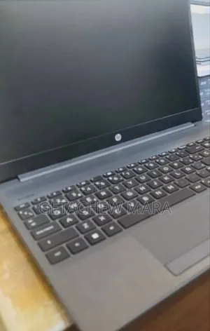 New Laptop HP Stream Notebook 8GB Intel Core I5 SSD 1T