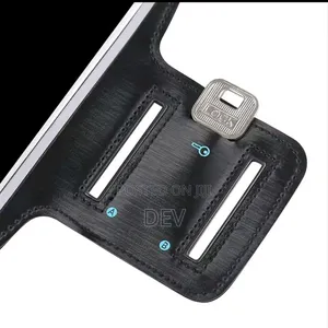 ለሁለንተናዊ ስፖርቶች ለሩጫ ክንድ ላይ የሚደረግ - Universal Sports Running Armband