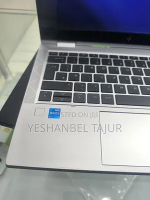 New Laptop HP EliteBook 830 G8 16GB Intel Core I5 SSD 512GB