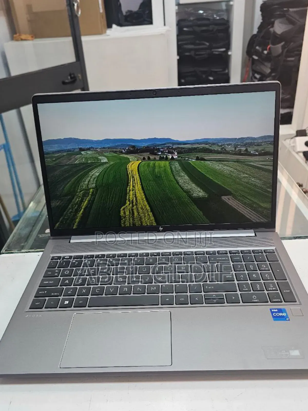 New Laptop HP ZBook 15u 32GB Intel Core I7 SSD 512GB