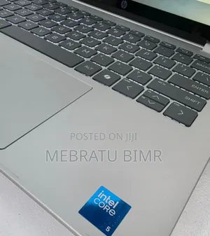 New Laptop HP OmniBook 5 14" 8GB Intel Core I5 SSD 512GB