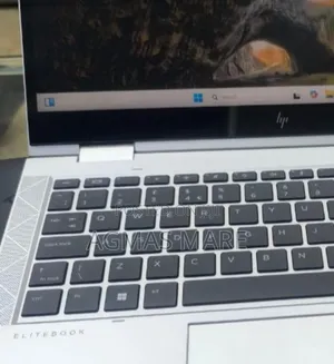New Laptop HP EliteBook 830 G8 16GB Intel Core I5 SSD 512GB