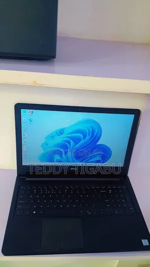 Photo - New Laptop Dell Vostro 15 3568 8GB Intel Core I5 SSD 500GB