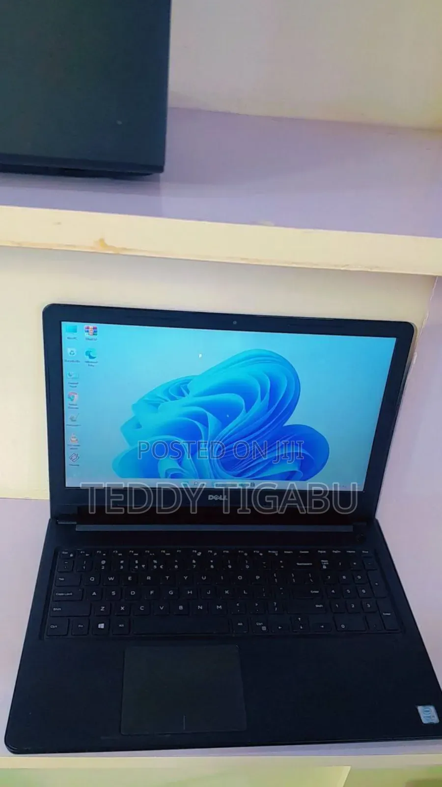 New Laptop Dell Vostro 15 3568 8GB Intel Core I5 SSD 500GB