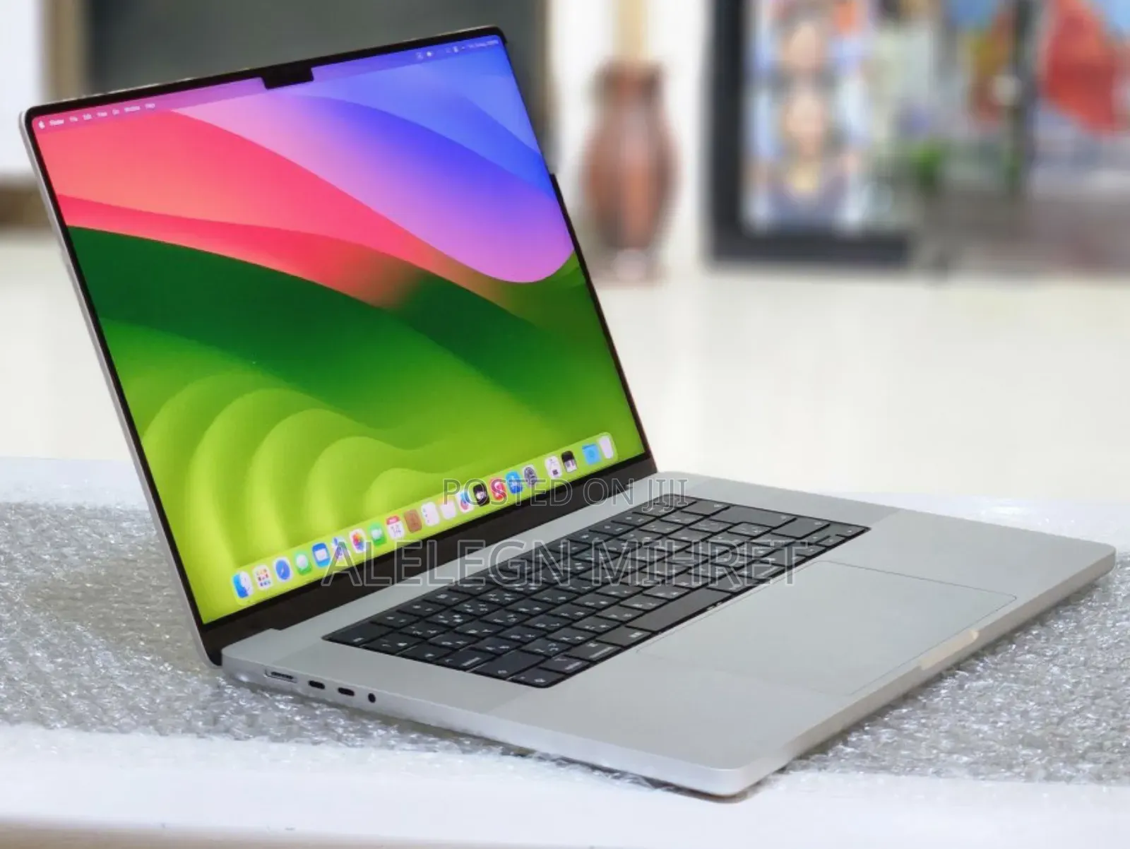 New Laptop Apple MacBook Pro M1 32GB Apple M1 Pro SSD 512GB