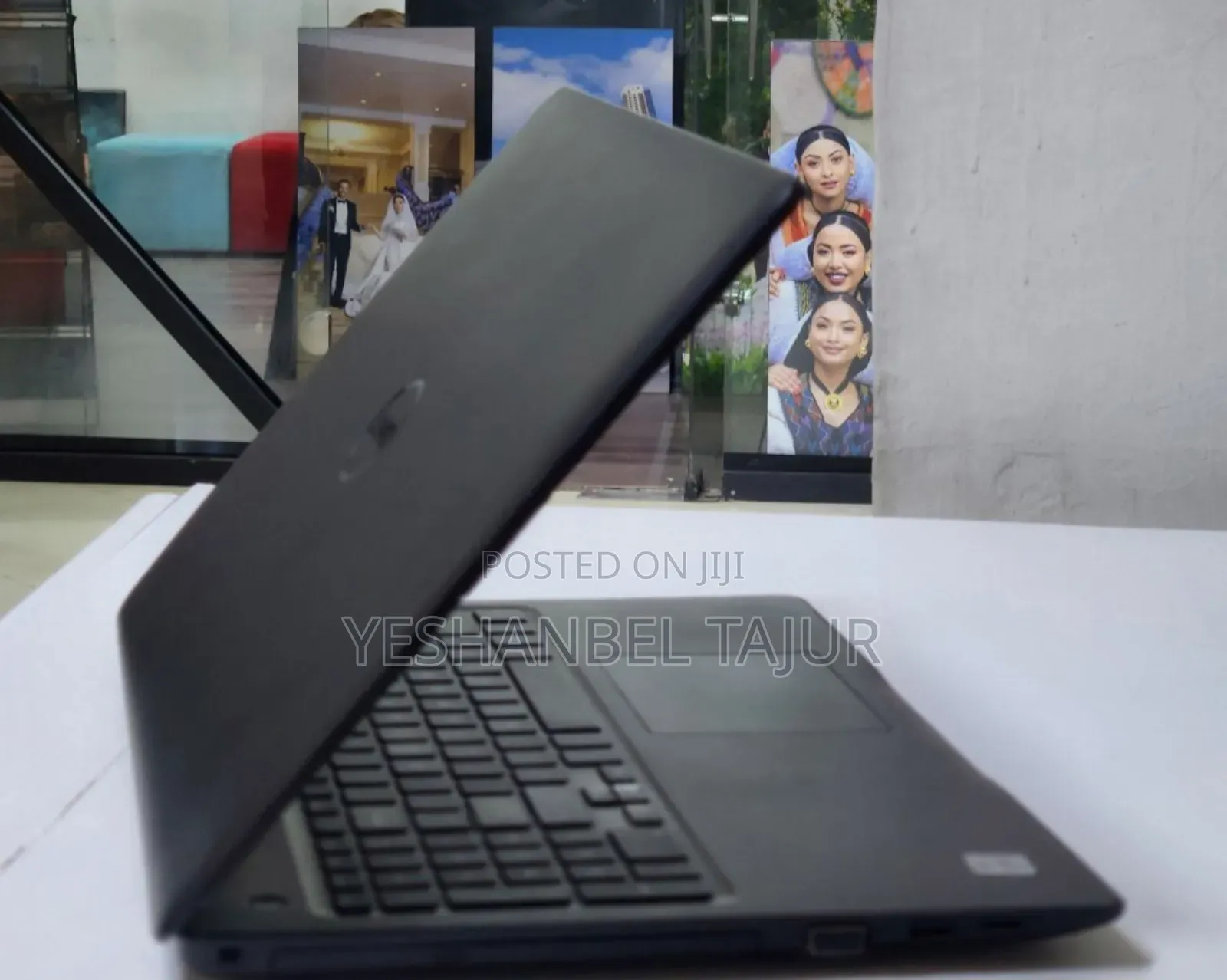 New Laptop Dell Vostro 1015 8GB Intel Core I5 SSD 512GB