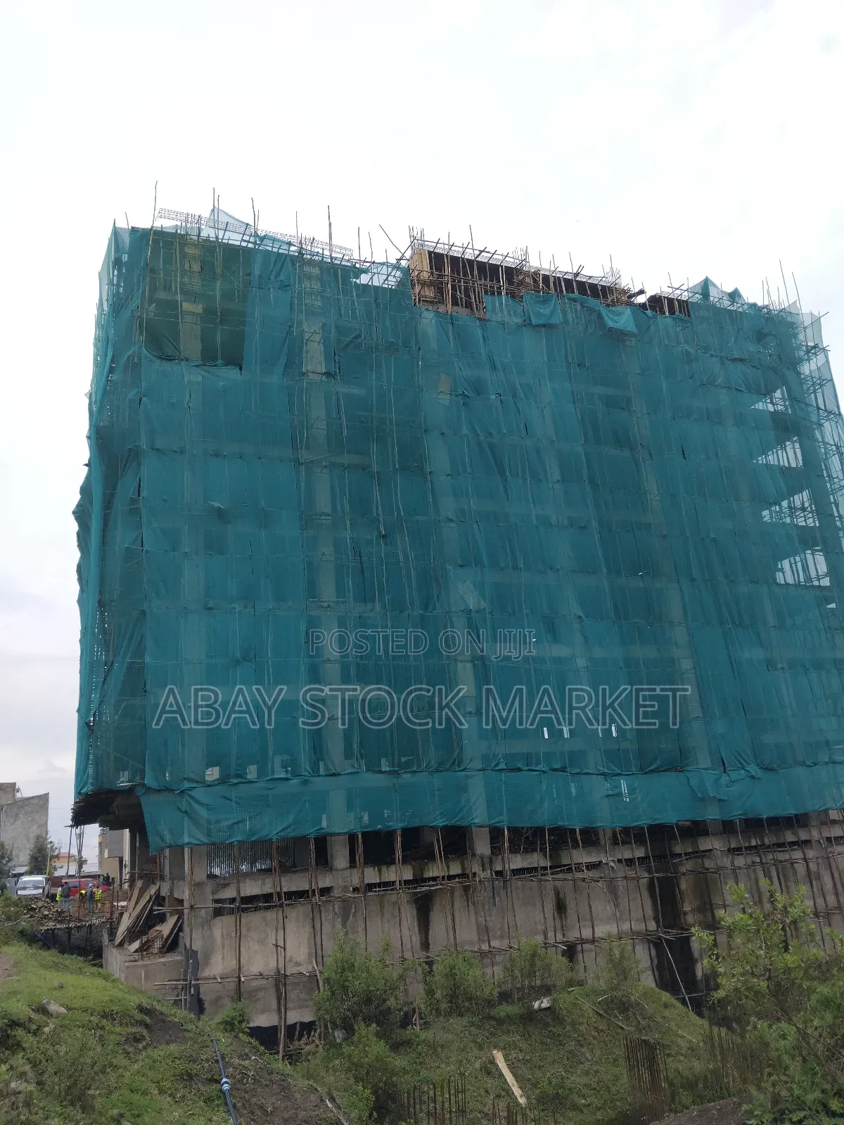 3bdrm Apartment in Yeka for sale