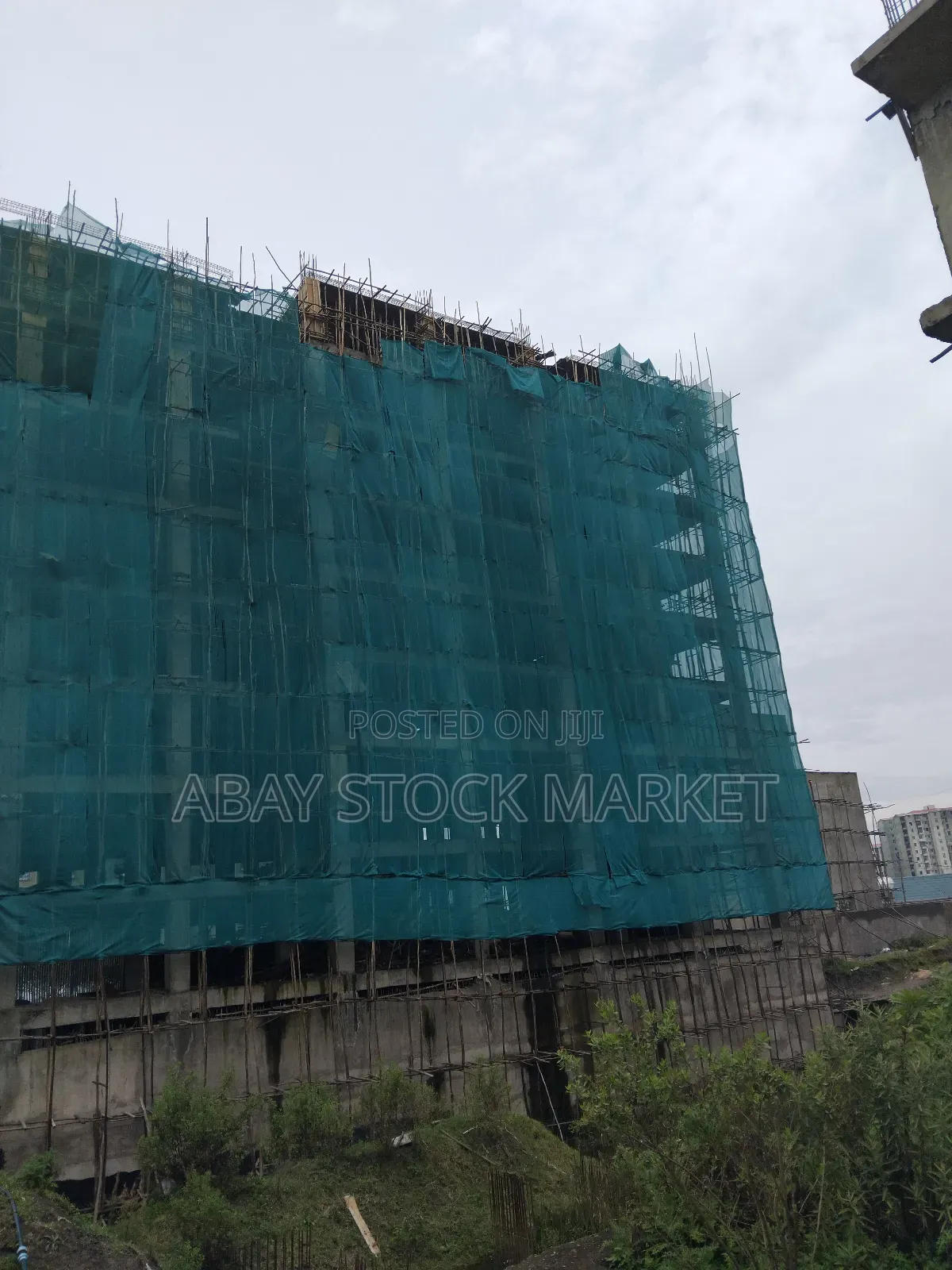 3bdrm Apartment in Yeka for sale