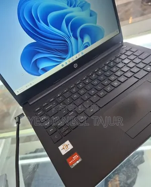 New Laptop HP Stream Notebook 4GB Intel Core I5 SSD 128GB