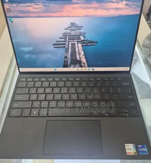 New Laptop Dell XPS 13 9310 16GB Intel Core i7 SSD 512GB