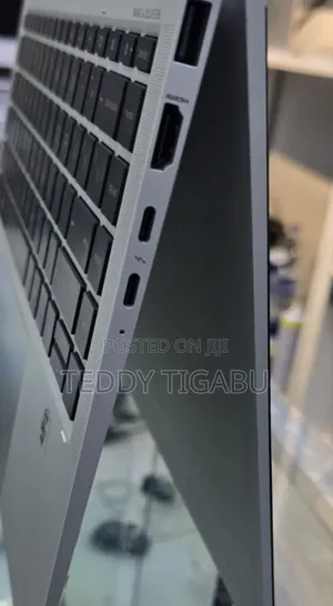 Photo - New Laptop HP EliteBook X360 1040 G7 16GB Intel Core I7 SSD 512GB