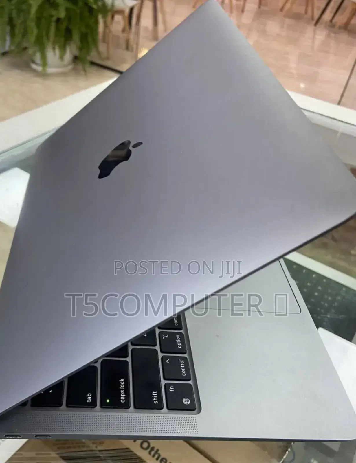 New Laptop Apple MacBook Air 2020 M1 8GB Apple M1 SSD 256GB