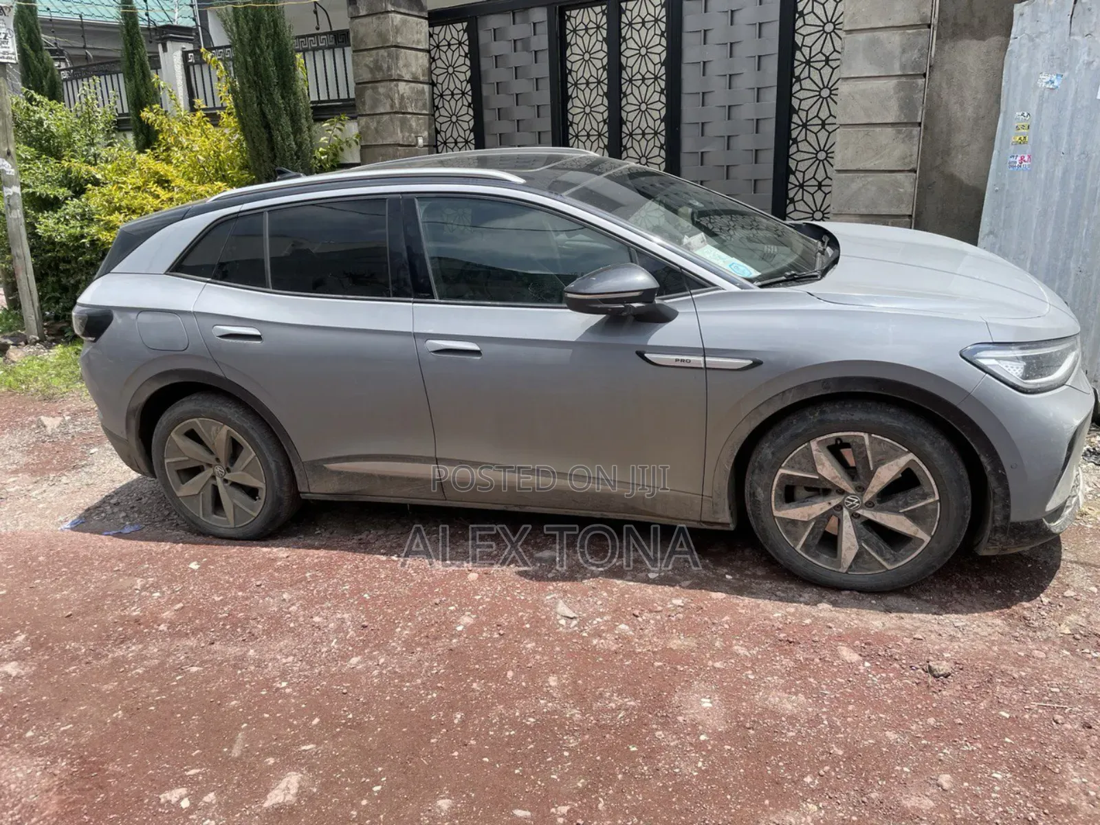 Volkswagen ID.4 2022 Gray