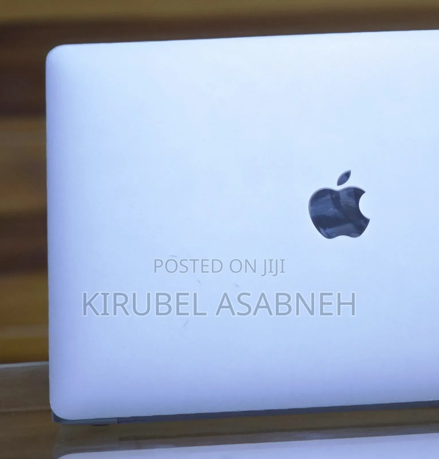 New Laptop Apple MacBook Pro 2023 M2 8GB Apple M2 SSD 256GB