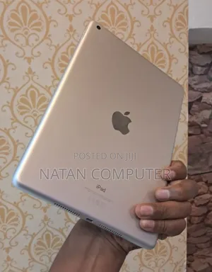 New Apple iPad 10.2 (2019) 64 GB