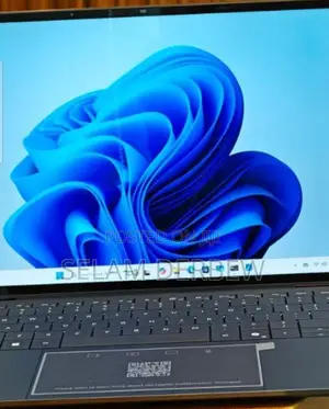 Photo - New Laptop Dell Latitude 9440 32GB Intel Core Ultra 7 SSD 1T