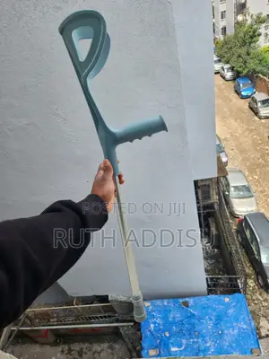 Photo - Elbow Crutches峻嶺elbow Medical Crutches崴成elbow Crutches姿上crutches New