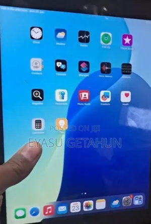 New Apple iPad 10.2 (2021) 64 GB Silver