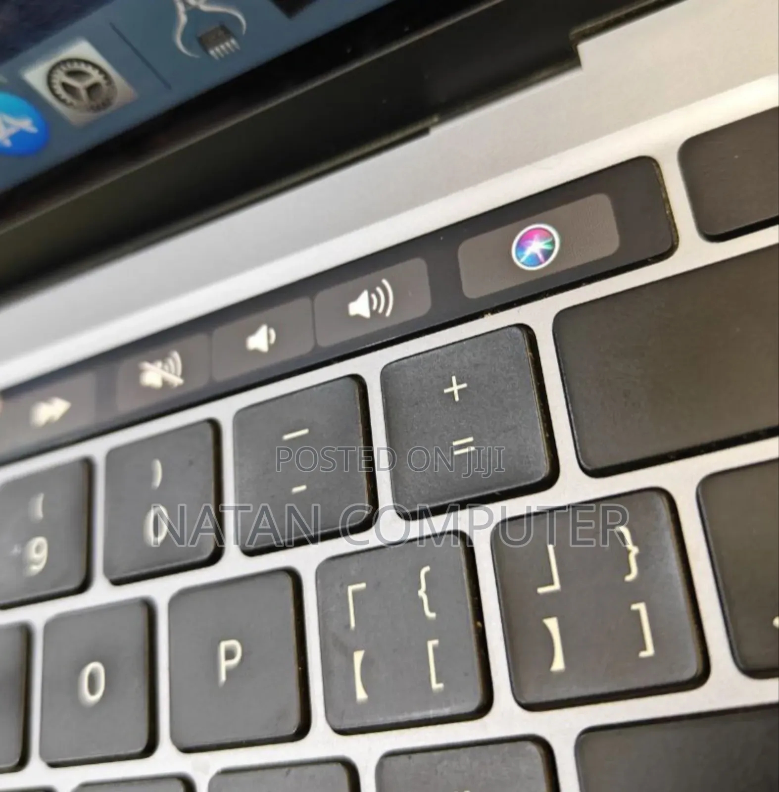 New Laptop Apple MacBook Pro 2020 M1 8GB Intel Core I5 SSD 256GB